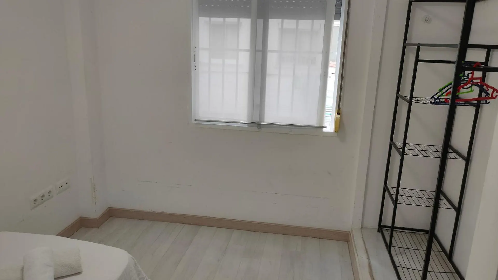 Piso Con Parkinprivado Y A10Minutosdelaplayaandando Διαμέρισμα Μάλαγα