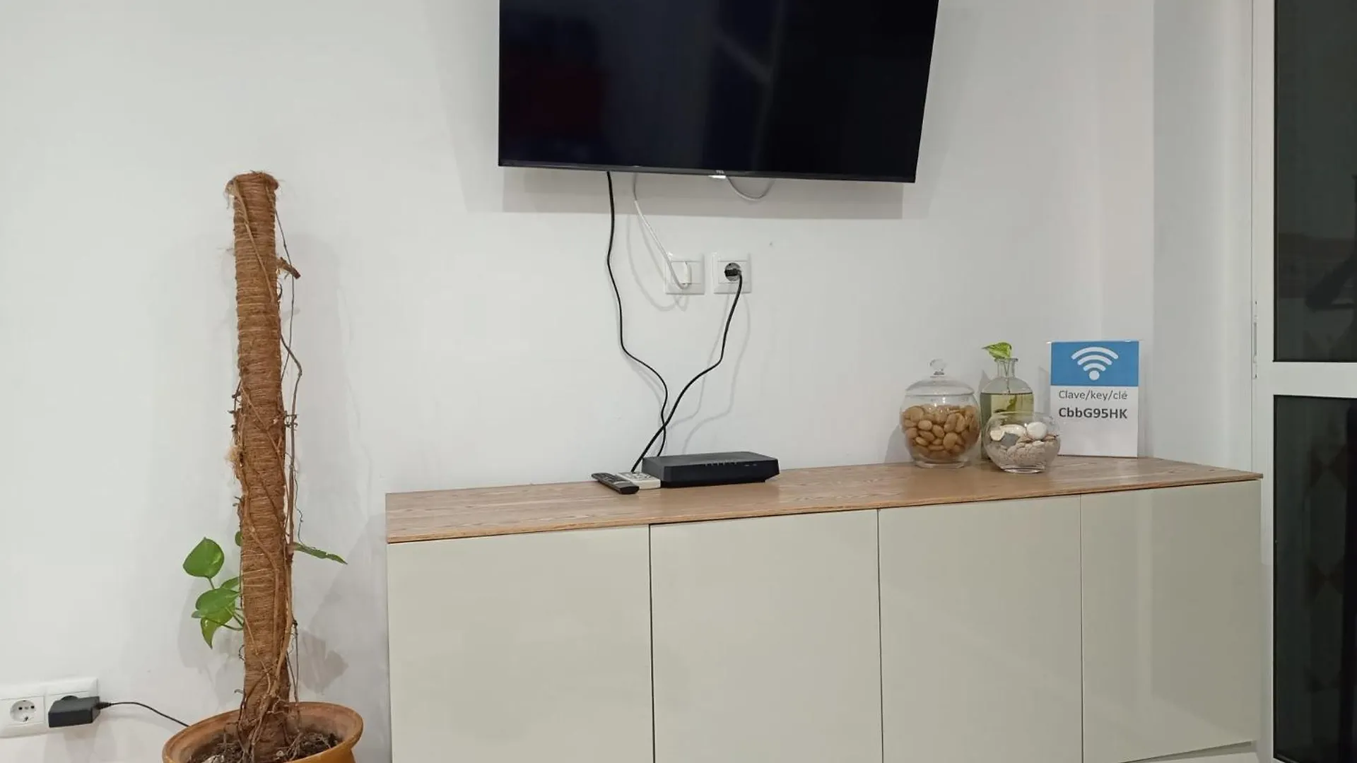 Piso Con Parkinprivado Y A10Minutosdelaplayaandando Διαμέρισμα Μάλαγα 0*,  Ισπανία